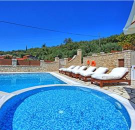 3 bedroom villa with pool, near Acharavi, sleeps 8